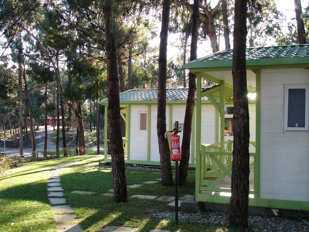 Отель Parque De Campismo Orbitur Foz De Arelho. Фош-ду-Арелью Номер фото