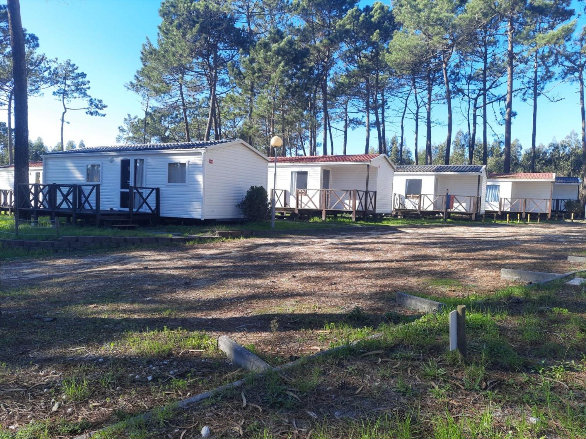 Отель Parque De Campismo Orbitur Foz De Arelho. Фош-ду-Арелью Экстерьер фото